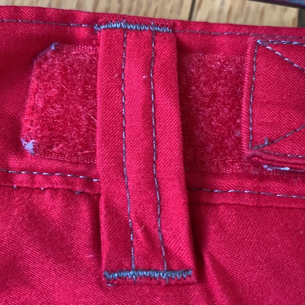 Gap Kids red convertible cargo pants shorts XS 4 zip off adjust. waist 9 pockets